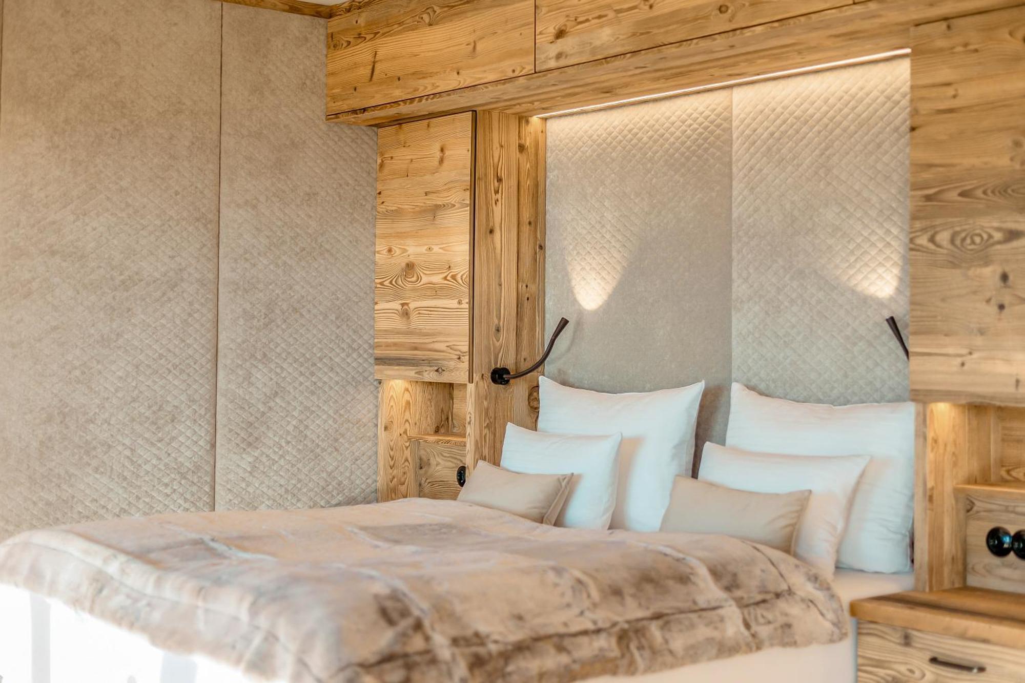 Brandlalm Chalets Gundisch Quarto foto